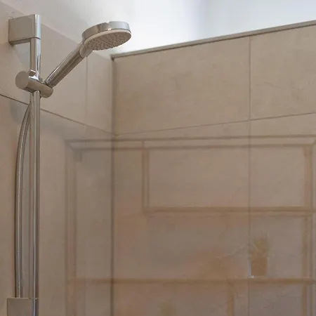 Lägenhet Ferienwohnung-an-der-mueritz